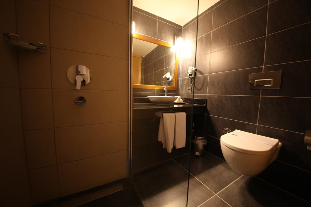 Sapci Prestige Hotel Halic Bagian luar foto